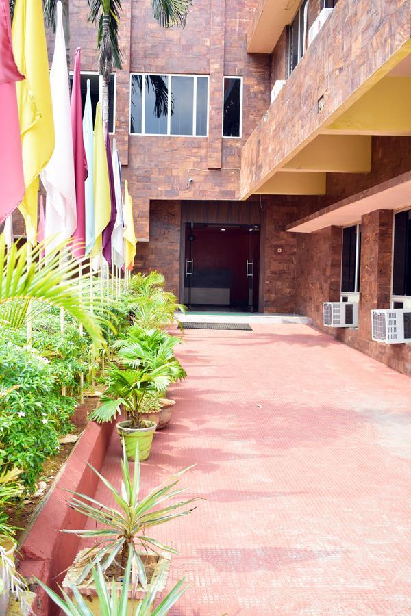 Hotel Triveni Balangir Εξωτερικό φωτογραφία