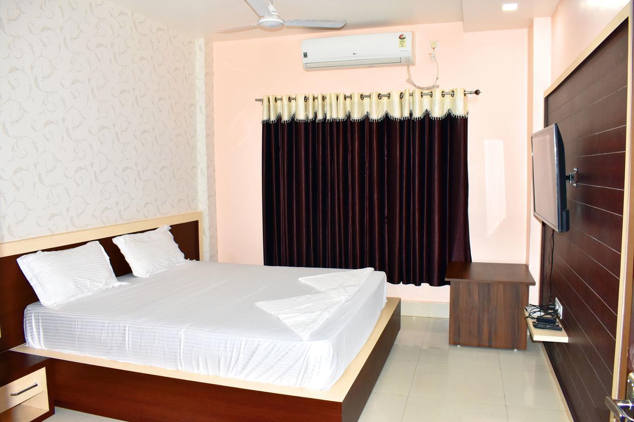 Hotel Triveni Balangir Εξωτερικό φωτογραφία